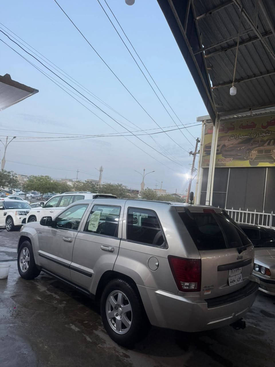 سلام و عليكوم اخوان جيب لاريدو موديل 2008فول مواصفات دبل اكسل سنوية بسمي تحيول يوم ثاني صدر ماصدر كول جديد تبريد كير محرك بلادي ما مفتوح سيارة ماشية ١٧٩الف ماشي بي ثلاثة قطعة صبوخ بيدون دواخل صبوخ أوروبي  مراوس حسب قناعة 
‏‪***********‬‏
📌مكان كركوك
