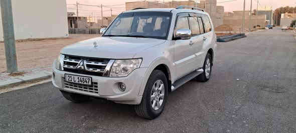 باجيرو ٢٠١٣ مكفول كفاله عامه  فول مواصفات حبتور
ماشيه ١٢٠ الف  رقم سنويه جديده

 السعر ١٧٢ بي مجال

***********
