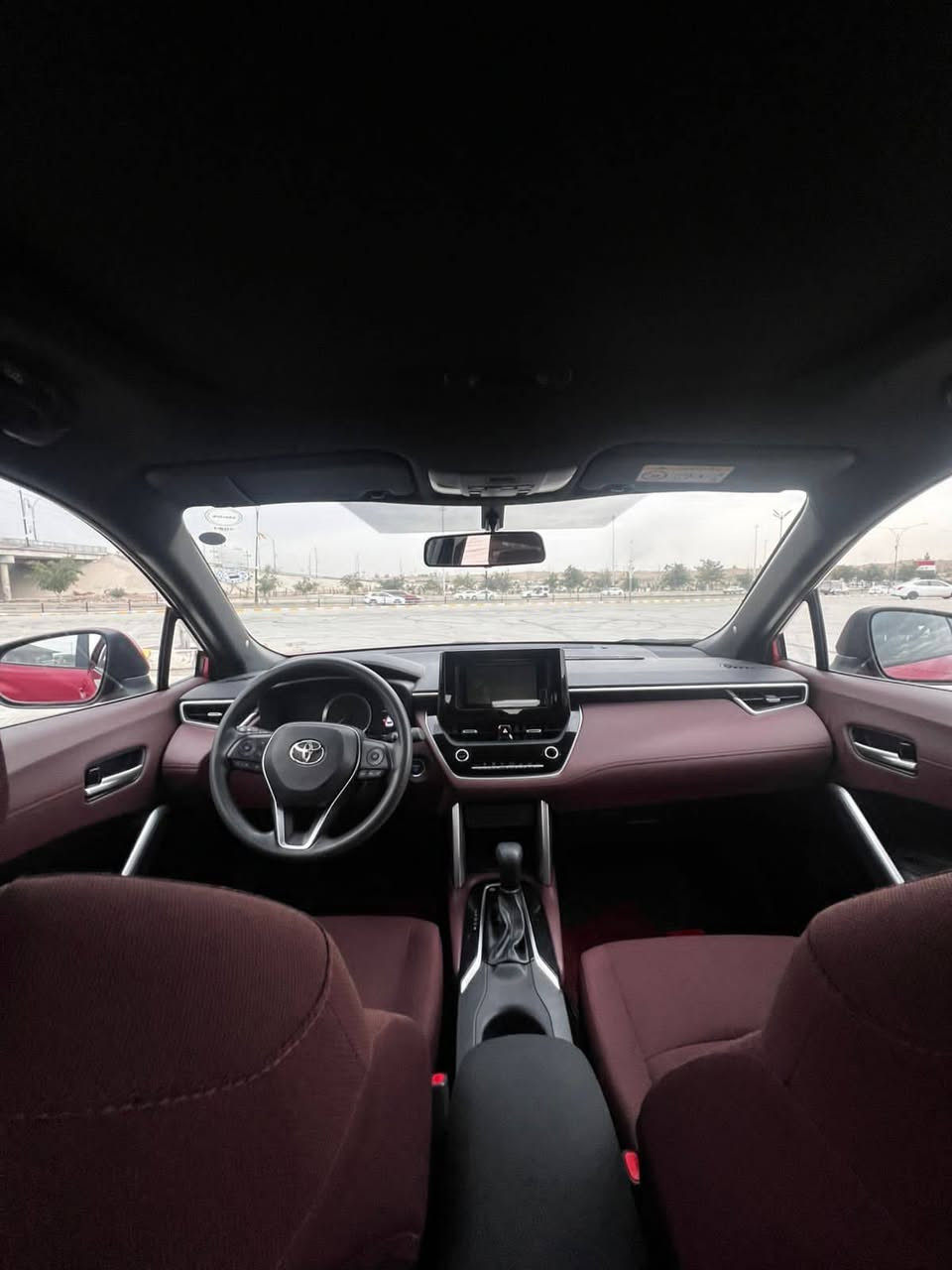 كرولا كروز ياباني شركة ساز موديل 23 ماشية 6 الف مثل زيرو مابيها اي صبغ بشرط كير و محرك هايبرد عنوان كركوك 
***********
