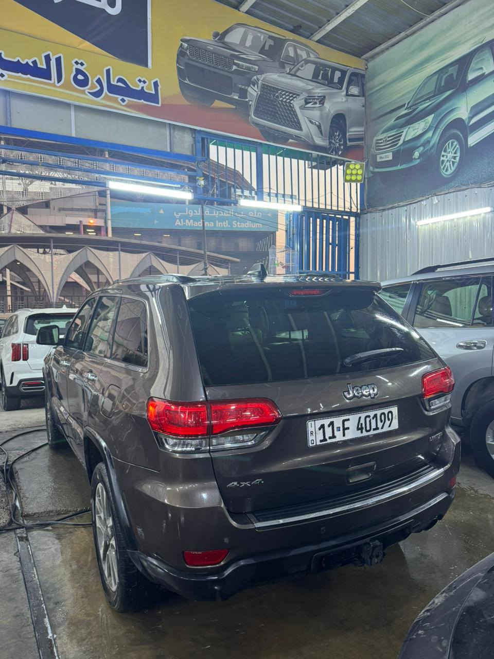 جيب شيروكي موديل ٢٠١٧ ماشيه ١٠٠ الف كلم جاهزه مابيها اي نقص بسمي شرط التحويل السعر ١٩٥ ورقه الاتصال (***********)
