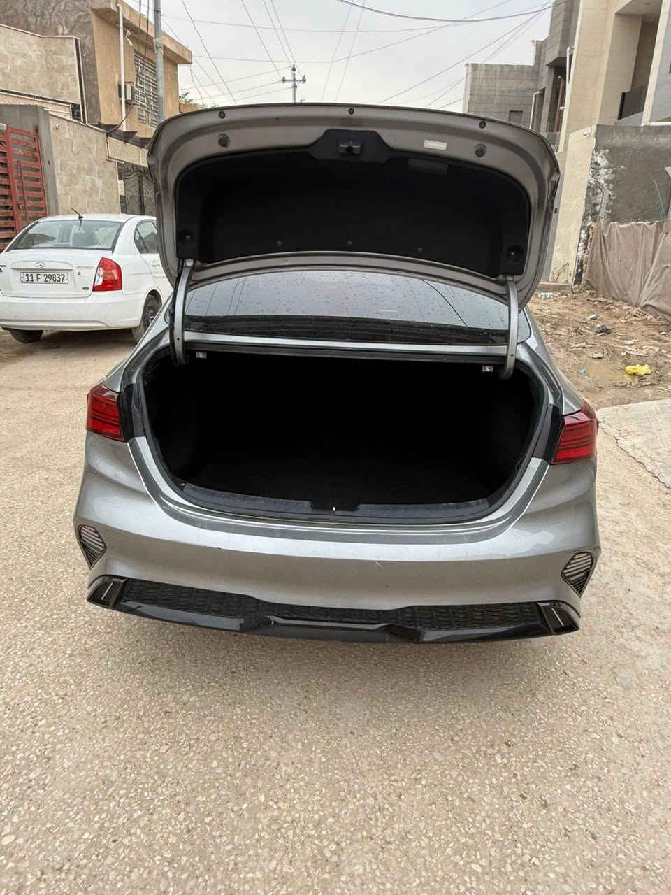 فورتي 2023 gt lin مكينة 2000 دوش سيارة فول رقم بغداد بسمي ماشية ٤٠ الف بيها ثلاثة قطع صبغ صور الحادث مع السونر مرفق مع الصور مكاني  بابل المسيب السعر 169 بيها مجال للشراي
*********** متوفر وتس
