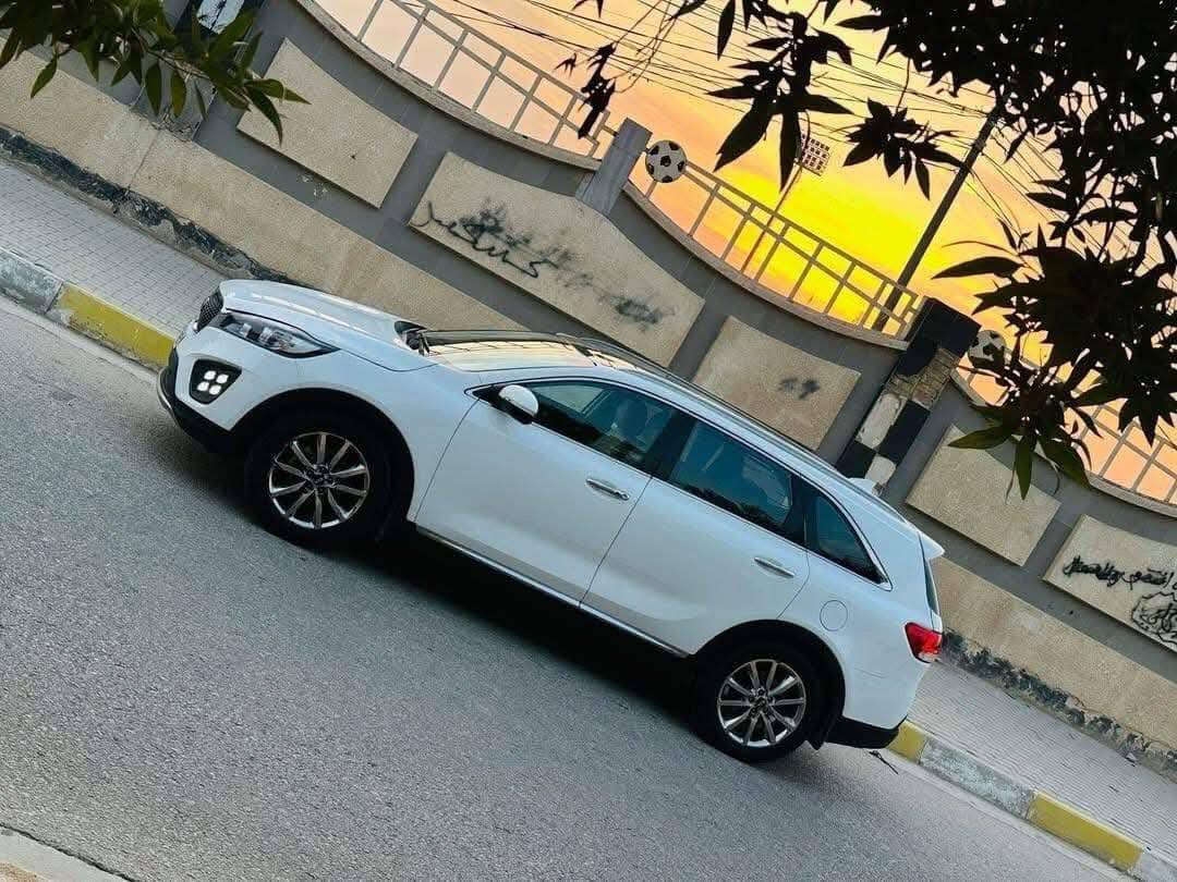 سورنتو 🚙
‏‎سلام عليكم 
 للبيع او مراوس  سعر 224 وبيه مجال قليل 
#موديل 2018
#وارد خليجي
#محرك V6 3500 
153  و قابلة للزيادة
#المواصفات 
السيارة مكفولة كفالة من صبغ وضربا وتبديل🌹🌹🌹🌹

                       ((((🔴المواصفات🔴))))

1- بصمة 
2- كامرة خلفية
3- حساس امامي
4- حساس خلفي
5- مري شفط
6- شاشة زغيرا اصليا كاميرا دوار 
7- كشن السايق كهرباء
8- تحكمات استيرن جهتين
9- مانع انزلاق
10- كمبيوتر تحديد عطل
11- اشاير بالمري الجانبية
12- بردات خلفية
13- نضام ترحيب
14- نضام ECO
15- نضام SPORT
16- ويل كب كروم
17- بلوجكتر
18- بدأت ستيل
19 لد اماميه وخلفي 
20 لايت زنون 
21 مري شفط 
22 نضام ترحيب بل يدات 
23يدات استيل 
24 انارا داخليه 
25 صاج ملكي 
26 جنطه كهرباء 
27  زراك لايت 
الاتصال ***********
