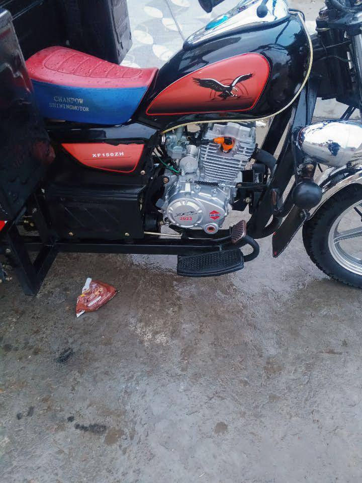 سلام عليكم ستوتة للبيع موديل 23 طالعة بل 25 شراي بخدمتة مكاني جسر ديالة ***********
