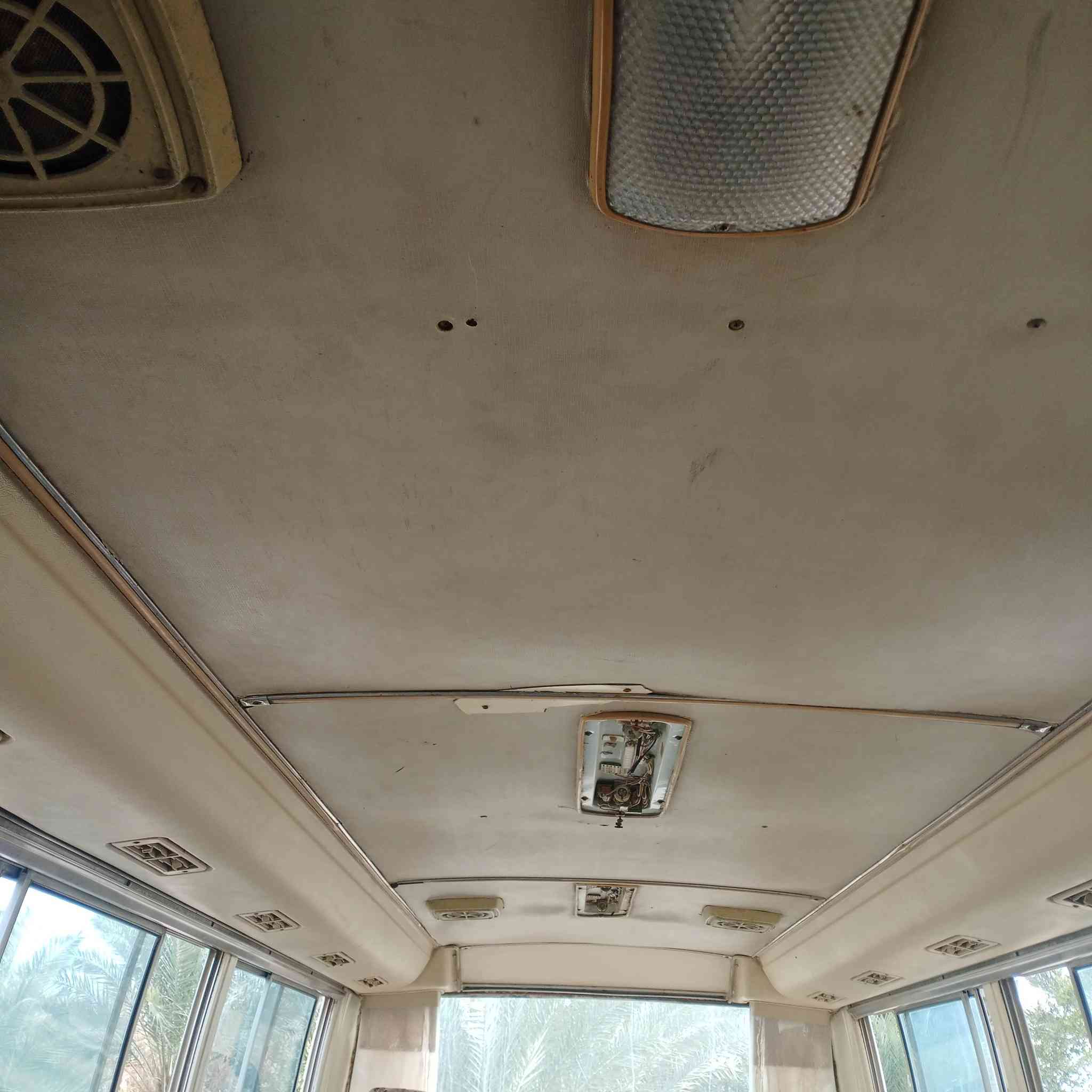 سلام عليكم كوستر نيسان موديل ٨٧ رقم بغداد الماني بسمي كير محرك اكسل خير من الله محرك  بطة اوتوماتيك سعر ٥٠ بيهة مجال استفسار *********** مكان واسط الحفرية
