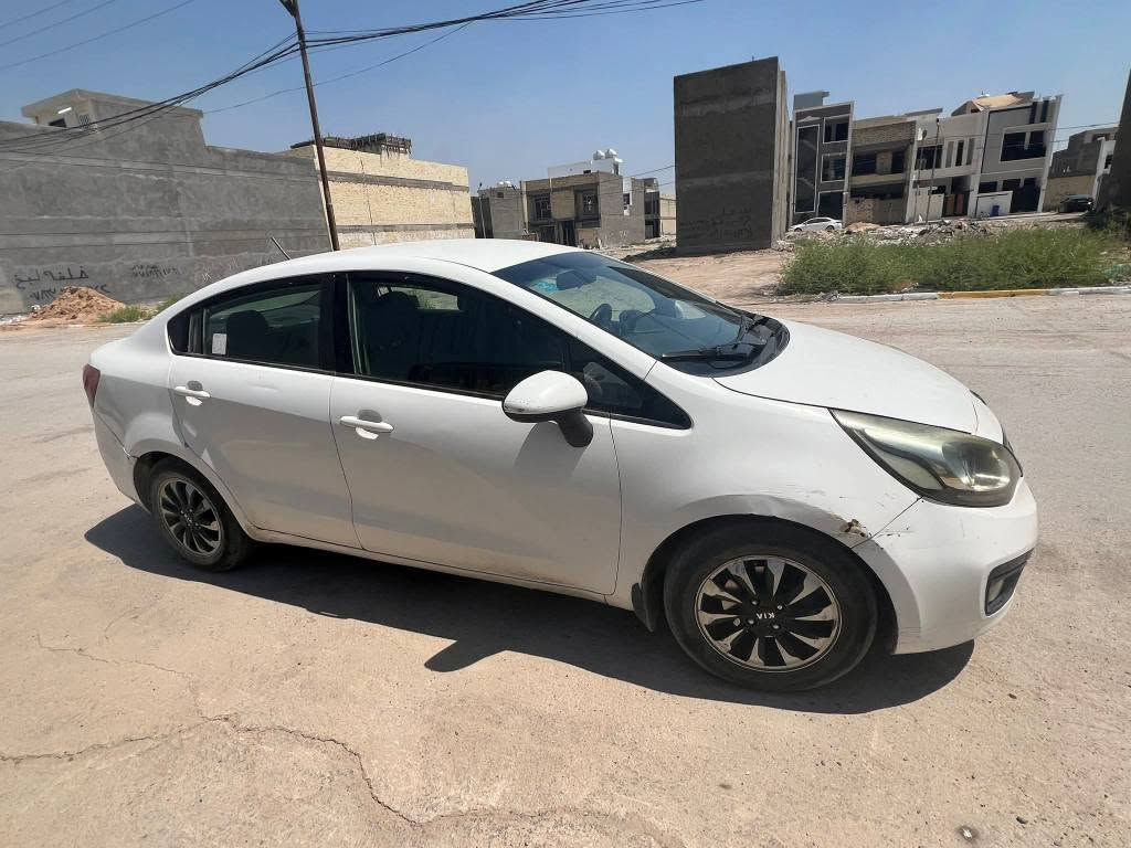 ياالله كيا ريو موديل ٢٠١٢ بغداد انكليزي تحويل ثاني يوم ماشية ١٢٠ كير محرك ١٦٠٠ تبريد لوك شرط الفحص شاشة كاميرة لايتات زنون ايكو مانع انزلاق ويل كب كروم بيه حادث جاملغ خلفي من أمريكا وصبغ بيبان اثنين وبنيد عكس جهة سايق بدون دواخل بلادي جنطة بلادي قمارة بلادي بيبان سايق بلادي العنوان بغداد السعر ٧٢ وبيه مجال للاستفسار *********** كير محرك تبريد كفالة سونار موجود تحويل ثاني يوم بغداد, العراق
