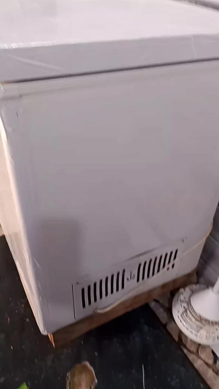 بيع مستعجل مجمدة  فول تجميد وماداخلة تصليح نوع رويال الياباني الاصلي بسعر 350 وبيها مجال قليل 
مع جلسة نظيفة بسعر 375
بيهن مجال للشراي


**إذا كنت صاحب هذا الإعلان وتريد حذفه لأي سبب، رجاءا أرسل رسالة إلى الدعم الفني**