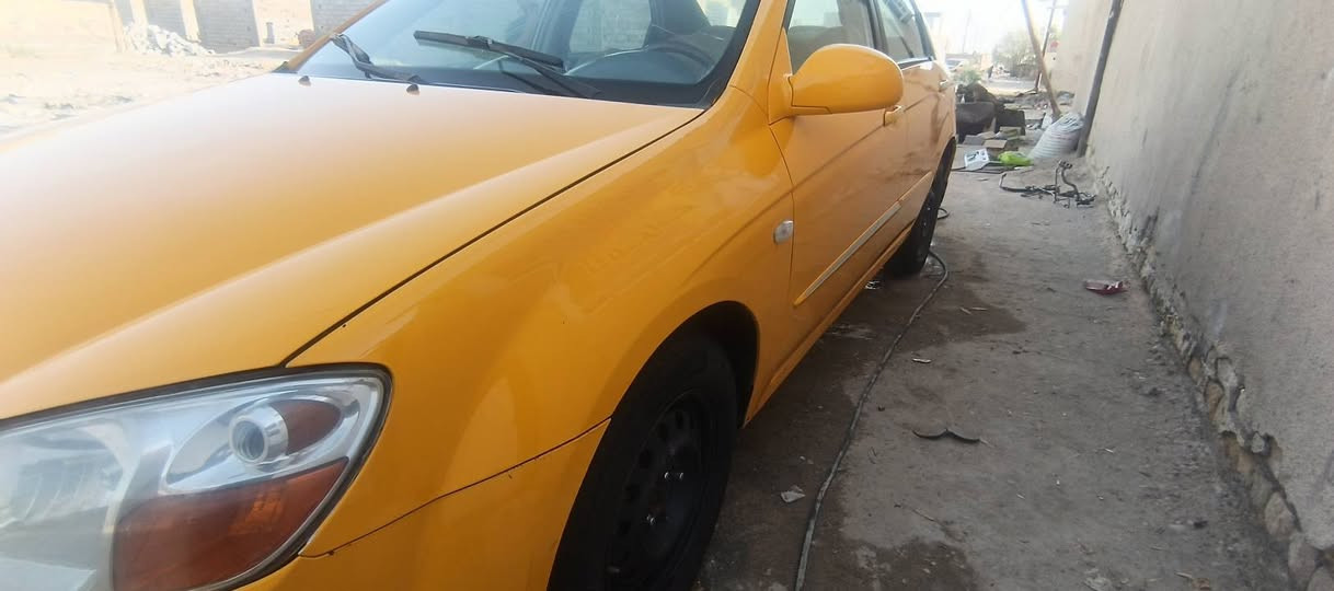 السلام عليكم اسبكتره مديل 2008خليجي مكينه 1600سياره تعمير جديد صبغه جديده دوشمه جديده تخم تاير مصفره هيئه وغرامات رقم بغداد نكليزي جاهزه سياره سعره 68وبيه مجال للشراي مكاني ناصريه مركز رجا ال موشراي لايتعبني خاص مغلق ***********//*********** اتصل وبلخدمه
