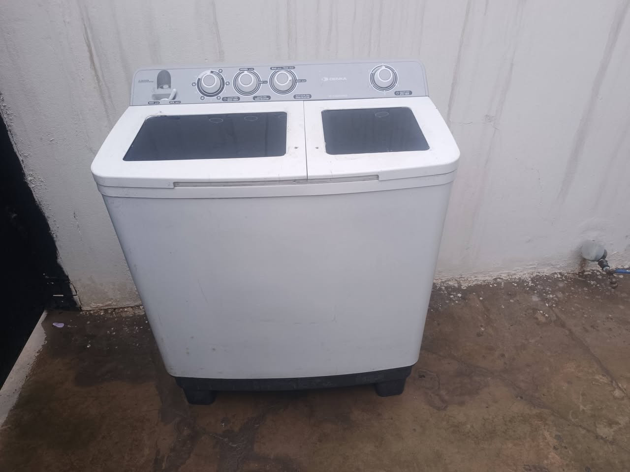 س ع غساله ياباني الأصلي 12 كيلو فول نضافه كل عيب مابيها كله بلادي غسل تنشيف شرط السعر 65 وبيها مجال مكاني كركوك حي عسكري شراي اتصل ***********
