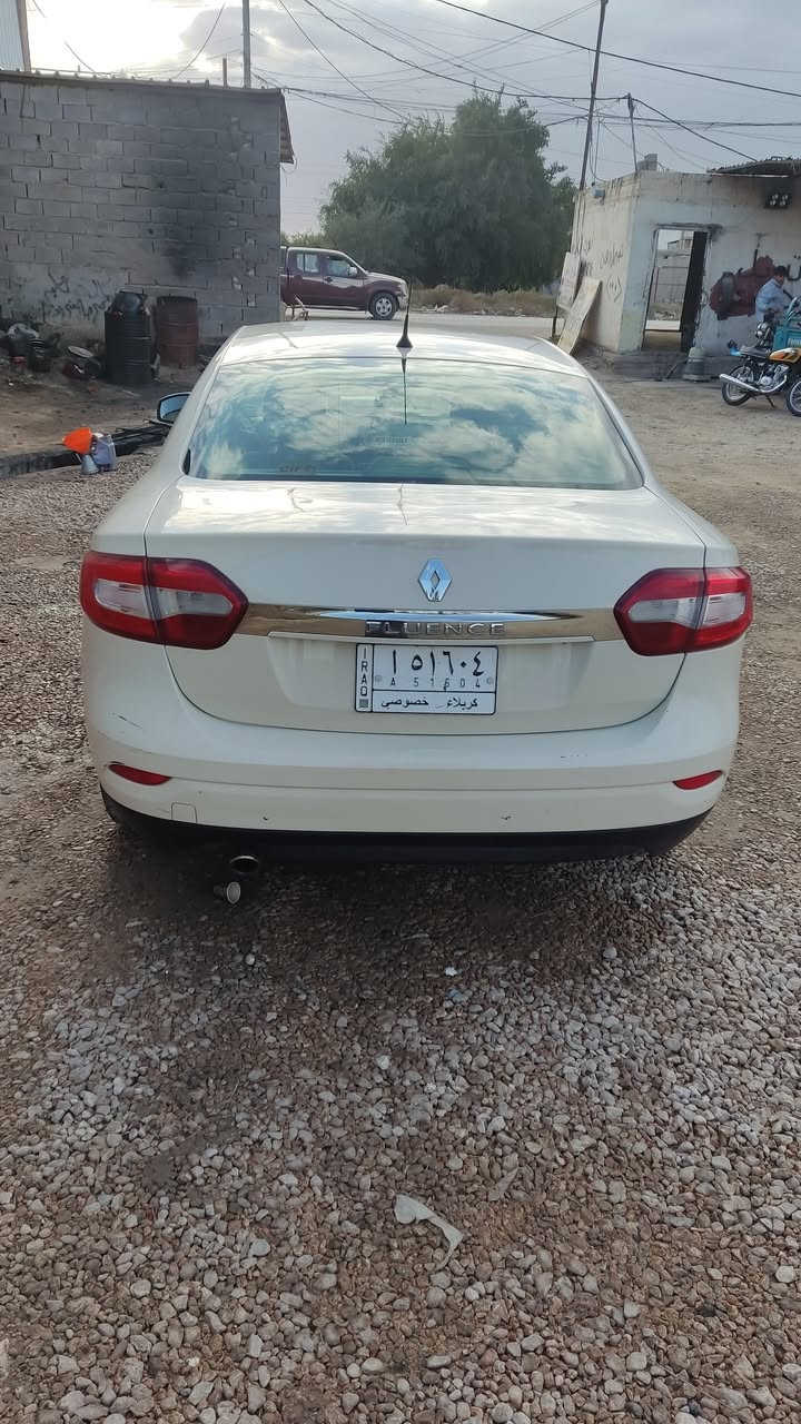 السلام عليكم
رينو فلونس
مديل 16
الوان بيجي
رقم كربلاء
بيه بس بالباب اليمن باره بسيط  فقط و  الباقي كفاله 
اتصل ع رقم ***********
