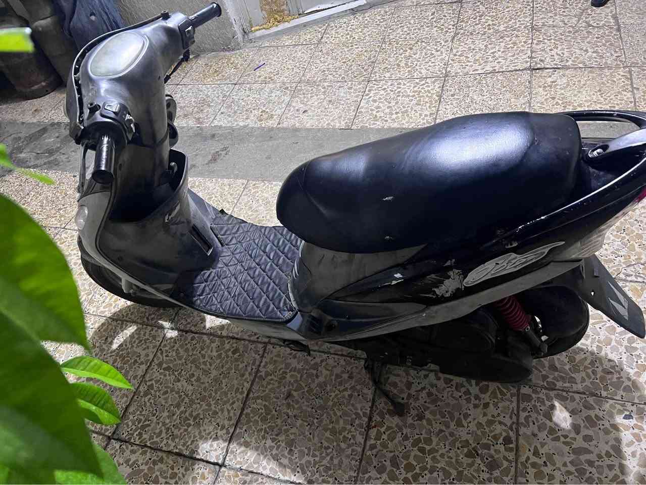 للبيع نقصهه عرموطه مال هندر كهرابئياته شغاله وباتريهه تعبان 

الدراجه حلوه من تشتغل 

مكاني حي اور السعر350

 *********** بغداد, العراق
