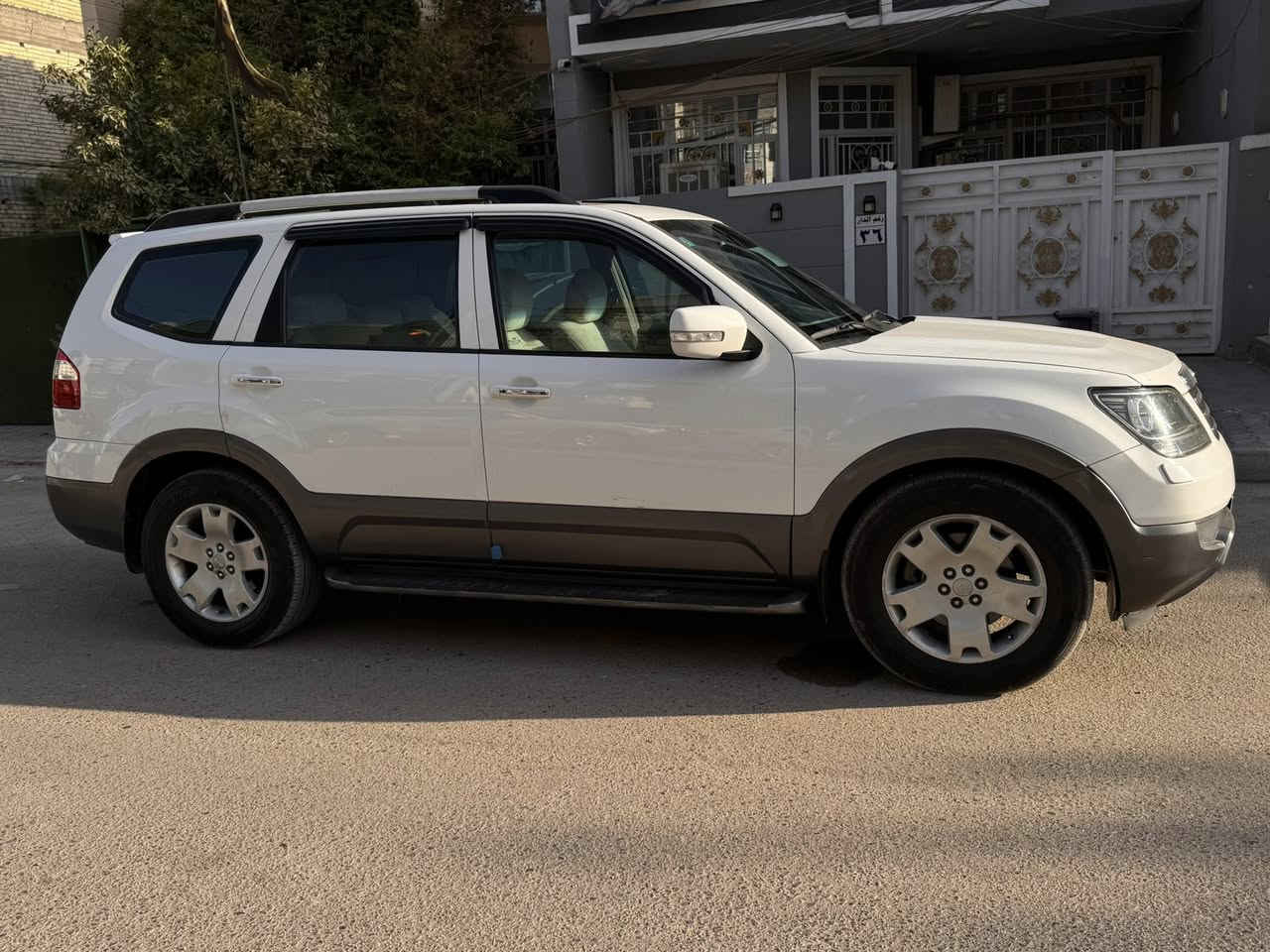 السلام عليكم
موهافي2014

فول مواصفات1/1

ماشيه 86

بيها صبغ ب الجاملغ الخلفي عكس السائق

مكاني بغدا

***********
