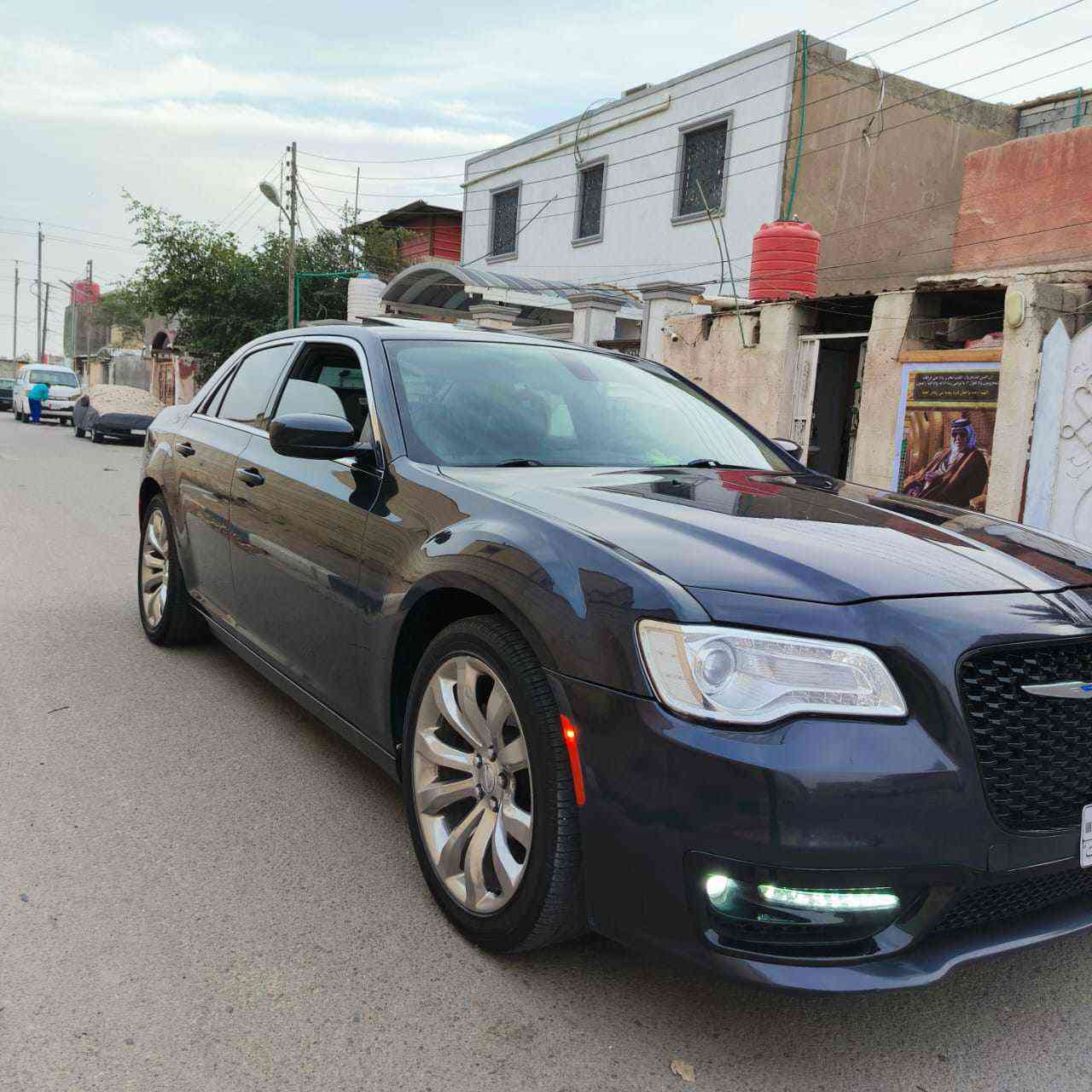 يا الله
للبيع او المراوس أوباما موديل 18 معلايه 22  بيه معامله  كمرك مدفوع انتربول وسرقات كلها مدفوعه باقي بس على الرقم  حادثها مثل ما موضح بالصور وجهة السائق كلير فقط من امريكا سياره استخدام شخصي ما متعوبه حداديه جديده تبريد تخم تايرات كلها جديدة مكاني البصره وبالخدمه .لتواصل ***********.
