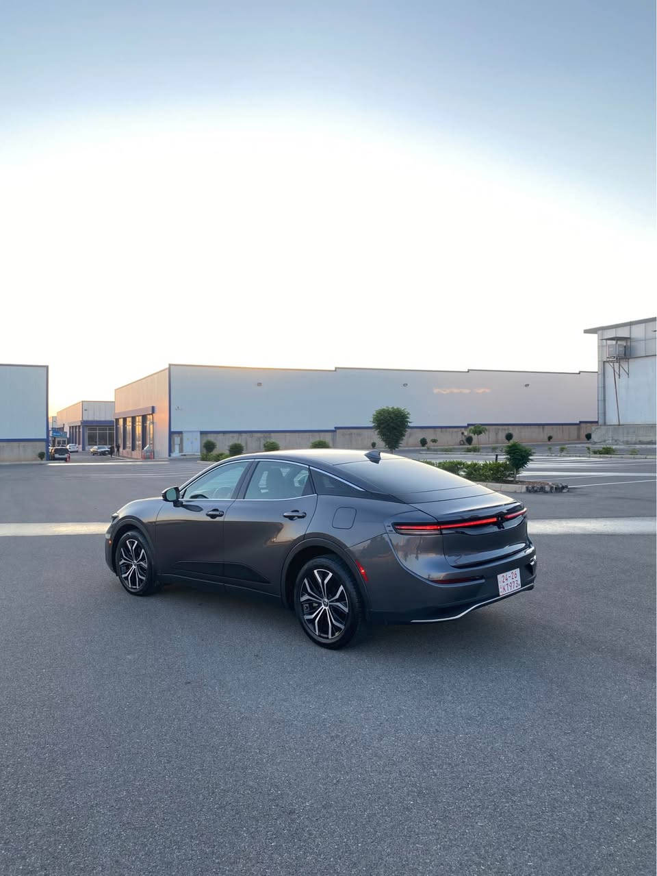 Toyota Crown XLE 2024 
السيارة من دعامي للدعامي ب شرط بدون صبغ 
كلين تايتل 
ماشية ١١٣ ميل ب امريكا 
بدون ملاخضة حتى ما بيها مكان حجر ب سيارة 
فول فول مواصفات كشنات نص جلد نص شامو 
فول مواصفات بدون بانوراما 
الباب بصمة 
فتل رادار و حساس 
فقط بيها كارد شبر او اقل يم الرقم الورا 
ارخص سعر 
سعرها ٢٦٤$ ورقــة و بيها مجال 
للمزيد من المعلومات اتصل على هذا الرقم 
كورك-واتساب 
(***********) سميل, دهوك

