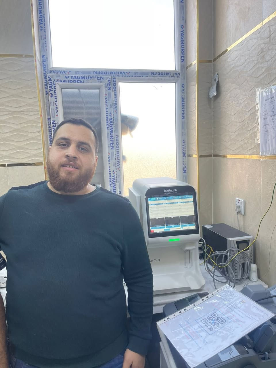 جانب من أعمال تنصيب جهاز  CBC من شركة AeHealth البريطانية  وكالة حصرية لدى مكتب وادي النهرين العلمي
🩸 جهاز AerC-3 Auto Hematology Analyzer

💠 يعتمد على نظام عد مزدوج لضمان أعلى دقة وموثوقية
💠 يحتوي على شاشة لمس قياس 10.4 lnch سهلة الاستخدام
💠 يدعم لغات متعددة و3 طرق للمعايرة (يدوية – بمعاير – بدم جديد)
💠 يقوم بـ إزالة الانسداد وإعادة العد تلقائيًا لضمان نتائج دقيقة
💠 يعمل بنظام تحليل الدم الكامل أو الدم المخفف
💠 يستهلك محلّلين فقط (Diluent وLyse) مما يقلل التكاليف التشغيلية
💠 يحتوي على نظام تنظيف تلقائي وفصل بين الدارات الكهربائية والسوائل
💠 دقة عالية جدًا ومعدل خطأ منخفض بفضل تقنية الكشف المزدوج
💠 تصميم مدمج مع استغلال مثالي للمساحة الداخلية
💠 مناسب للمستشفيات والمختبرات والعيادات والمراكز البحثية
للتواصل أو الاستفسار على الأرقام المذكورة 
 ***********:📞
***********:📞
 ***********:📞
