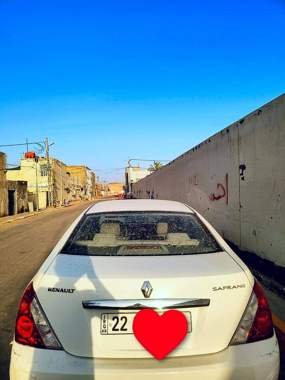 السلام عليكم للبيع رينو سفران موديل 11سياره جاهزه وحلوه السعرب97وبيه مجال قليل لشراي مكان الدوانيه***********
