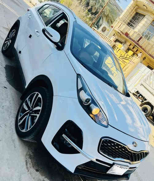 السلام عليكم سبورتج 2020 خليجي بيسنك مواصفات اساسي سياره جديده كير مكينه حداديه تخم تاير كله جديد مرقم بغداد بيهه ملاحضات الكشر 3 قطع صبغ والباقي مكفول ماشيه 104 السعر 169 ورقه مجال حك الجيه للاستفسار *********** بغداد الرصافه
