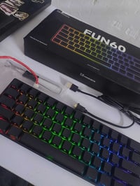 توصيل • ٥٠قطعة • اكسسوارات