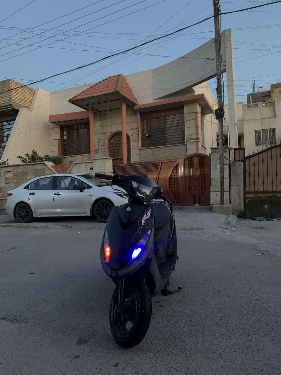 السلام عليكم للبيع عدله بلاد49
كامله مكمله سلف بكل وقت مكينه ناعمه مشدود عليه FMتخبل شلعه ومعدل نقوصاته بسيطه كلش سعر ٦٠٠ وبيه مجال 
مكان بغداد حي العامل للتواصل واتساب
‭٠٧٧٦ ٠٤٨ ٠٣٥٨
