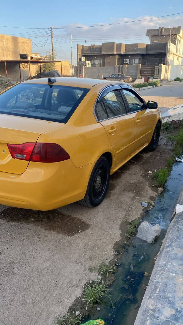 سلام عليكم اخوان أوبتما صفره موديل ٢٠٠٩ سياره نضيفه وجاهز للعمل سياره ليبل واحد فقط بنيد مبدل سياره كير محرك تبريد صدر امامي خلفي كله جديد وفول  مكاني ديالى الاستفسار اتصل ودلل ممتواجد ع الفيس *********** السعر ب ٨٥ وبيها مجال
