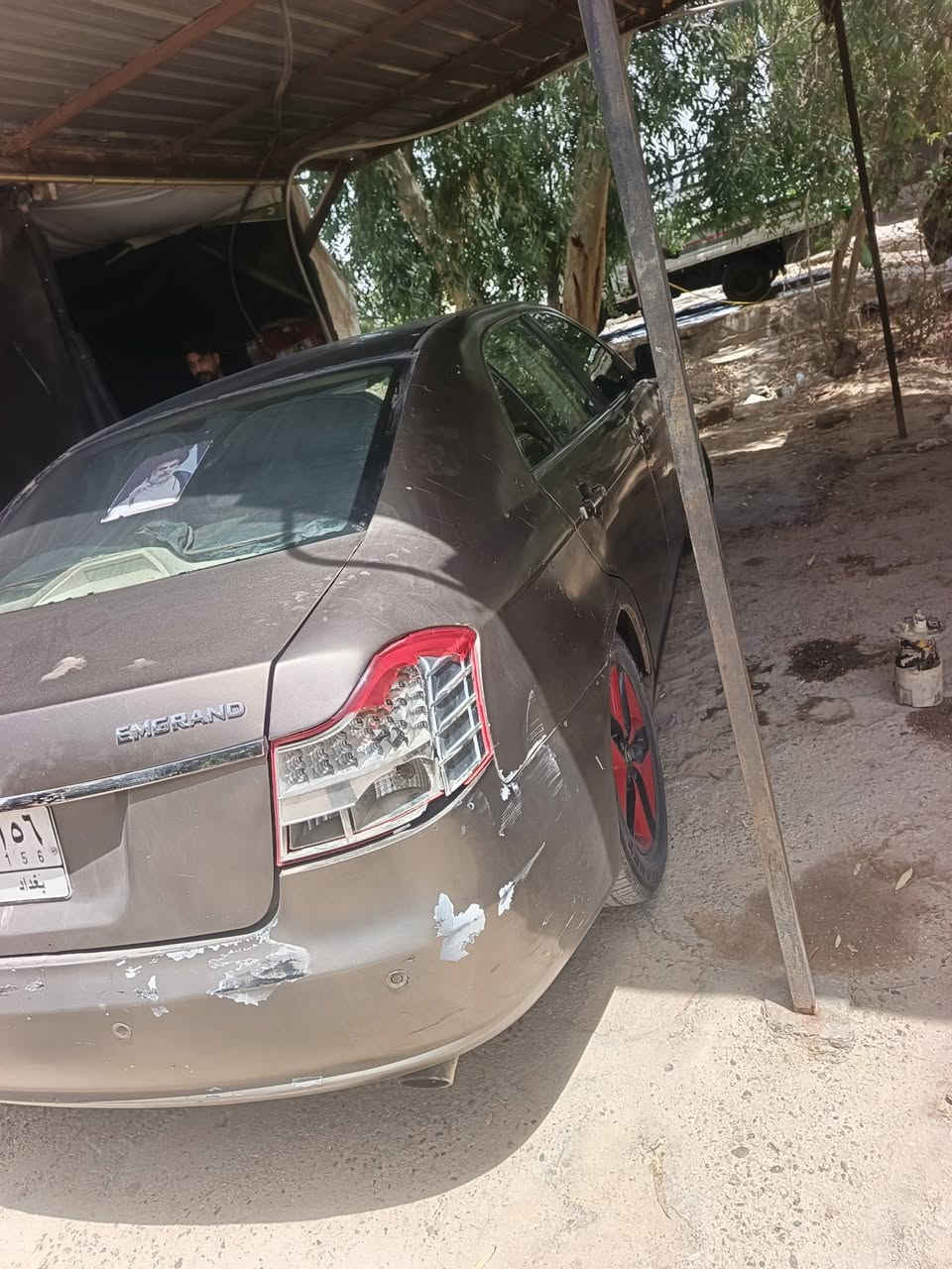 سلام عليكم ام كراند c8 حجم الكبير كير ومكينه مستيبوشي اصل تبريد قطعتين شغال ثلج حداديه تخم تأير جديد مصبوغه السعر 50وبي مجال حك الجيه مكلف ب نشر رقم صاحب السياره ***********
