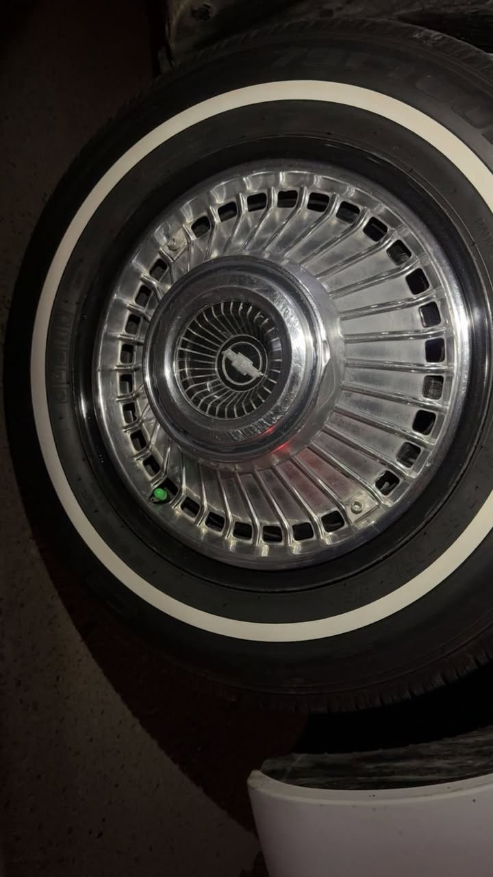 سلام عليكم شباب كبات للبيع نضافه 90 /100 
سعر 300الف +سيبايه سحاره كلش نضيفه سعره 125

‭0770 964 1555‬
