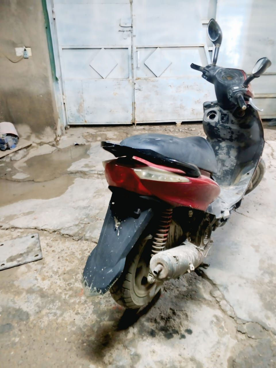 سلام عليكم دراجة البيع سيام شغالة هندر وسلف مكاني بغداد سبع البور رقمي بي واتساب والسعر خاص ***********
