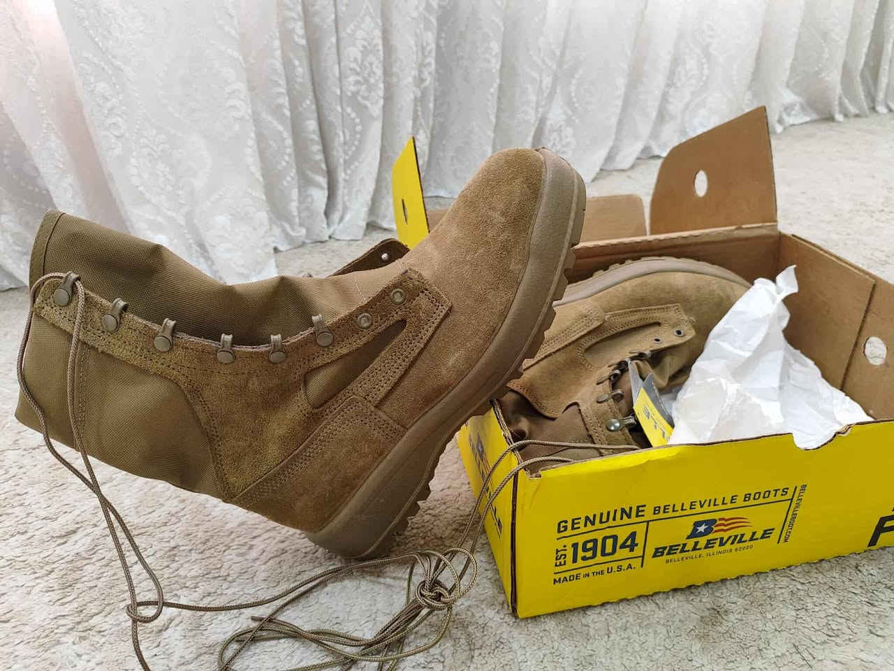 بسطال أمريكي اصلي للبيع او مراوس ب اصغر حجم ٤٤ جديد ما ملبوس السعر ١٢٠


**إذا كنت صاحب هذا الإعلان وتريد حذفه لأي سبب، رجاءا أرسل رسالة إلى الدعم الفني**