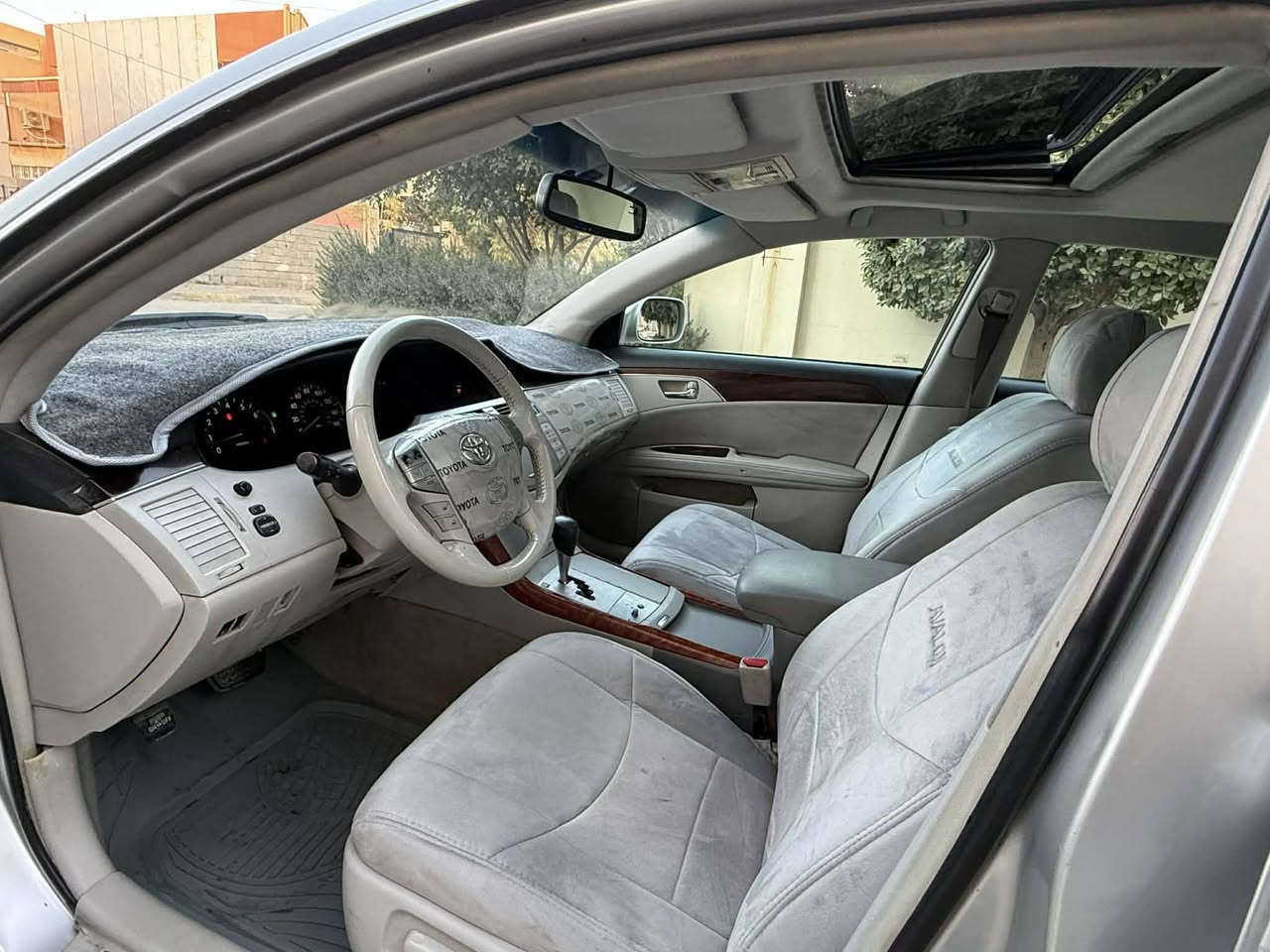 سيارة افلون للبيع 2008 
للبيع شرط كير محرك مامفتوحه صدر امامي خلفي جاهزها اربعه تايرات جددت سنويه وارقام جديده بااسمي نحويل مباشر فول موصفات سونار مرفق مع صور سعر 115
***********
