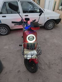 R9 • خمس بطاريات • نضيفه