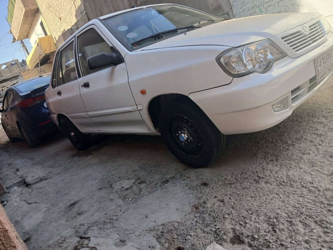 سلام عليكم  منغولي مديل ١٣ سياره جديده معنه كلمه بيه بس جاملغ ولبقي كفاله عمه من كلشي تبريد ثلج سعر خاص تحياتي لجميع هتف ***********
