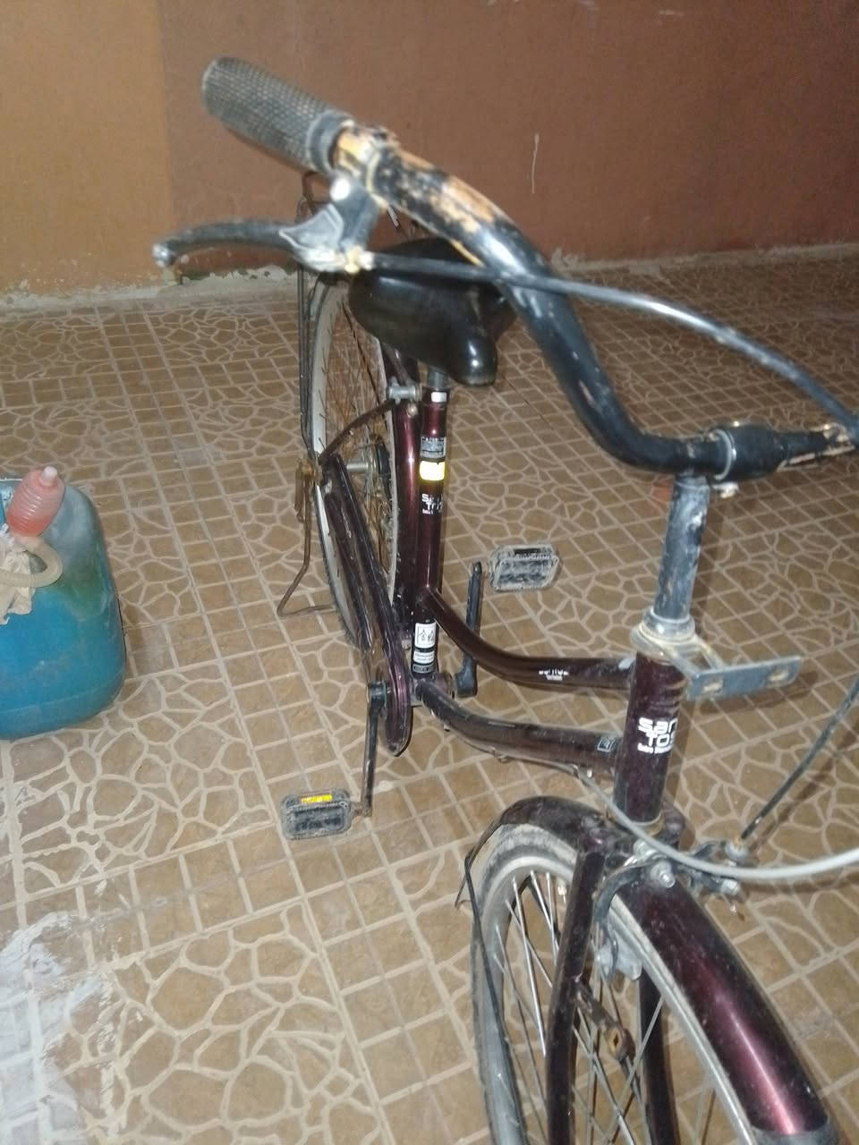 بايسكل للبيع بسعر ٧٠ بي مجال قليل نوع عبد الحليم الرقم ***********
