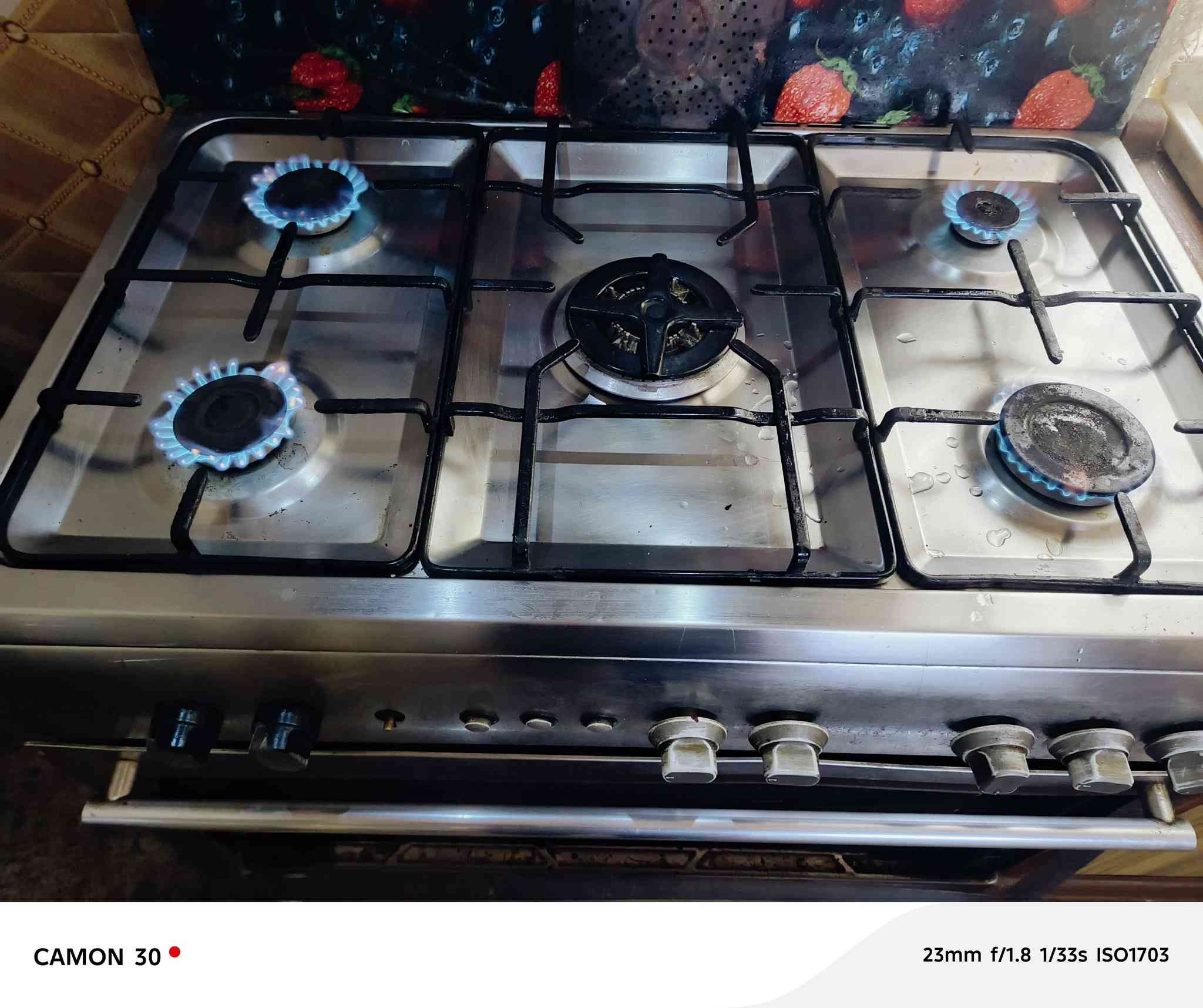 طباخ للبيع السعر 125 الف وبي مجال
الضرر الجام الفرن الخارجي مكسور لاكن شغال العنوان الموصل جانب الايمن وادي حجر

الرقم : ***********
