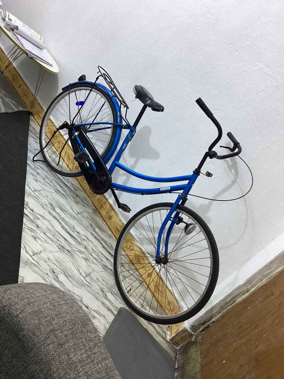 بايسكل سياحي حجم 26تاير وره نضيف والكدام جديد ومبدل زوج جوبات بريك خلفي + (امامي موجود) مدكر كدام موجود بي شخوط البايسكل السعر60قفل مكاني بصره القبله ***********
