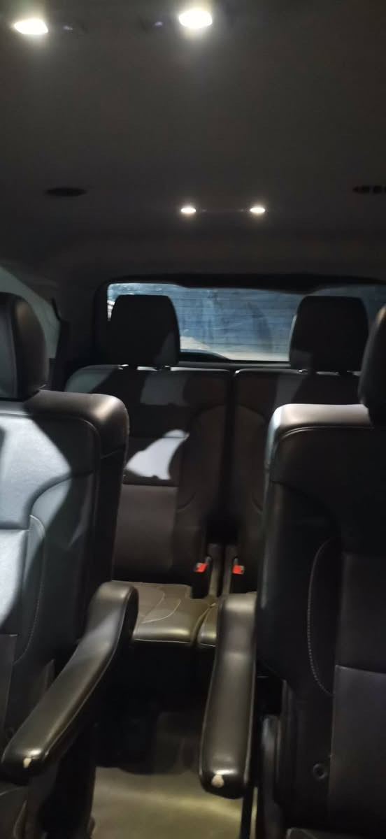 فول ما عدا الفتحه السياره فئه SLT
محرك 6سلندر
سبعه راكب كشن منفصل
السعر جوه السوگ يعني بلاش


**إذا كنت صاحب هذا الإعلان وتريد حذفه لأي سبب، رجاءا أرسل رسالة إلى الدعم الفني**