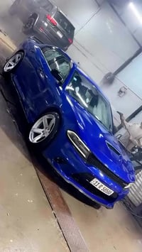 جارجر هيمي 2019 سياره  جديده جدا ماشيه 65 الف موصفات الارتي معروفه فتح...