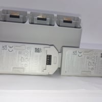 بطاريات DJI Neo • قطعتين • شاحن جديد