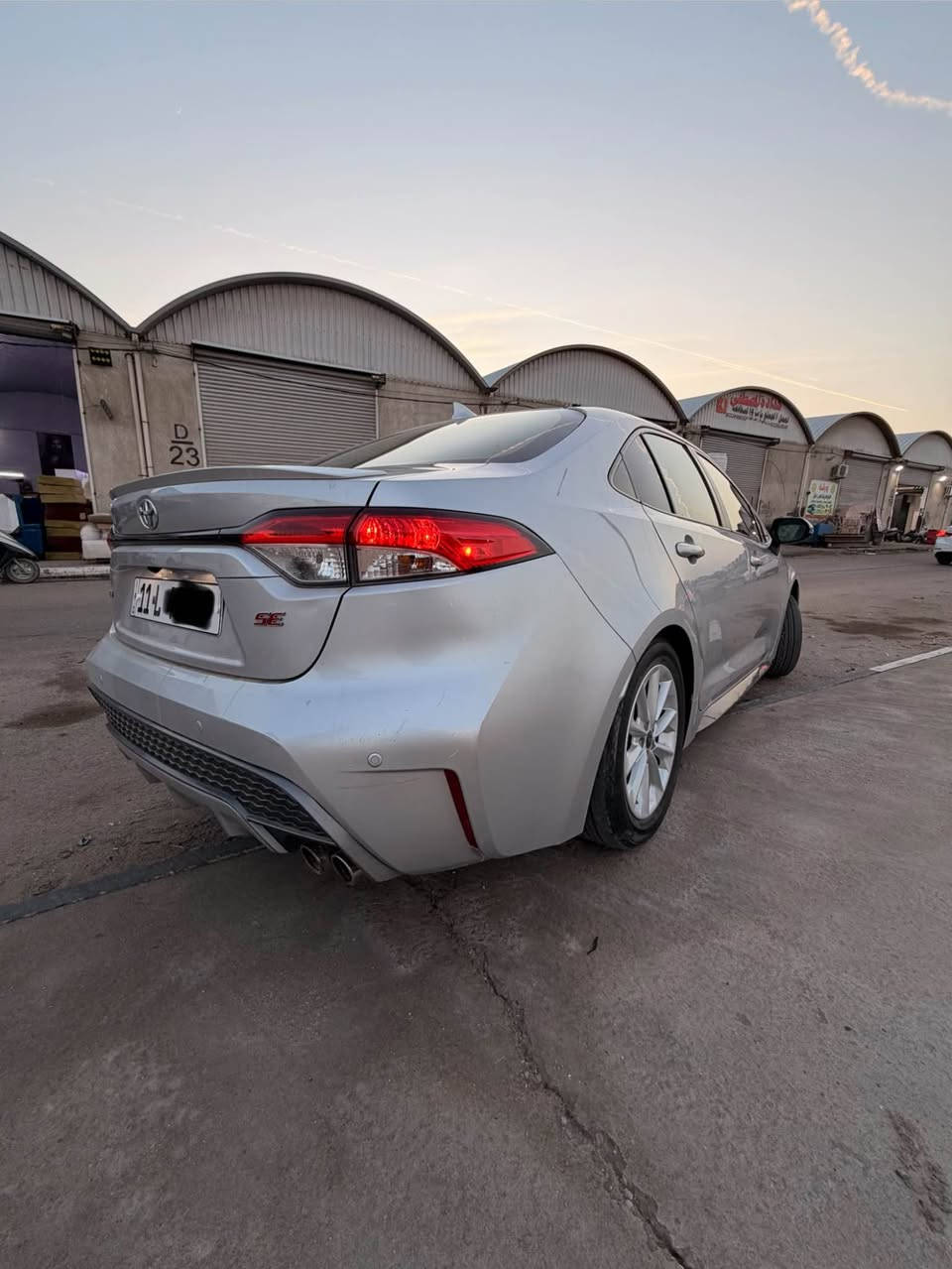 تويوتا كورلا موديل 2022 مكينه 2000
 كير 10 نمر رقم بغداد  الجديد 

المواصفات 🔰
 
هاند بريك بصمة 
 اوتو هولد
توقف ذاتي امامي بوصلة 
 كار بلي 
تحديد المسار التفاعلي 
مثبت سرعة تفاعلي 
شفتات ستيرن 
ثلاث انظمة قيادة 
ليد امامي 
ليد خلفي 
اشاير بالمرآة
زنون بلادي عالي ناصي 
شاشة كبيرة تدعم كل الأنظمة 
كاميرا 
  نظام التعرف على العلامات المرورية
وباقي مواصفات السياره المعروفه….
صور الحادث مرفقه اسفل المنشور🔻
 السعر 152
——————————————————
📍 عنواني / البصرة ابي الخصيب   
📞 *********** البصرة, العراق
