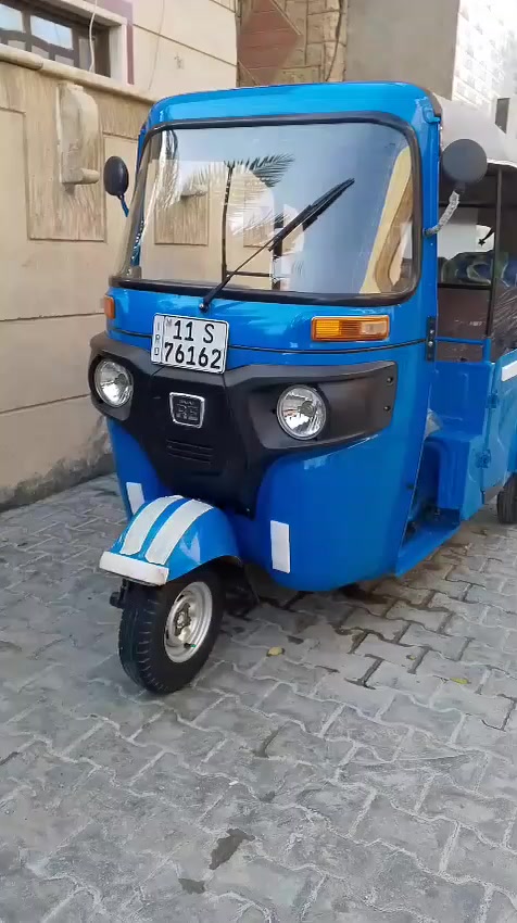 السلام عليكم تكتك للبيع مضلع 
تكتك حلوه نضيفه خير من الله
السعر 9 وبيه مجال 
***********
