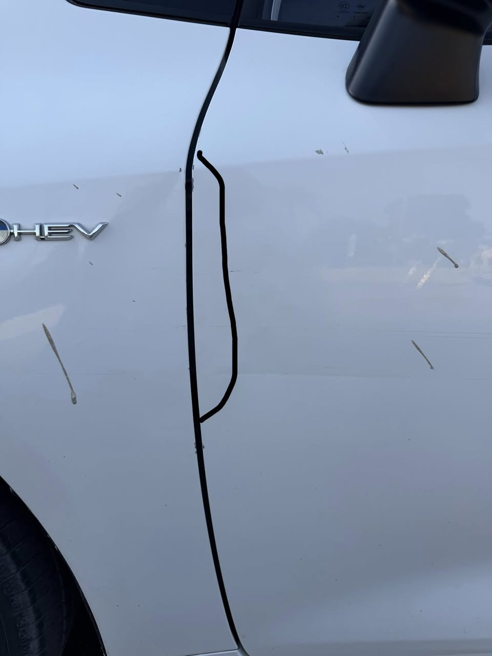 السلام عليكم 
كورلا 2025
ماشي13000الف كم
جديده السياره صار بيه بارد بل مكان المحدد بل صوره 
باسمي تحويل ثاني يوم 
السعر 140$وبيهة مجال 
مكاني شارع فلسطين 
***********
