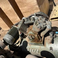 متوفر مجموعة كمبريسرات للبيع شرط الشغل  الشراي يتصل فقط 07808127709