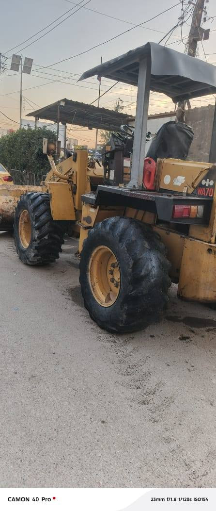 شفل البيع كوماتسو موديل 1999 عنوان بغداد سعر /170/رقم الموبايل ***********
