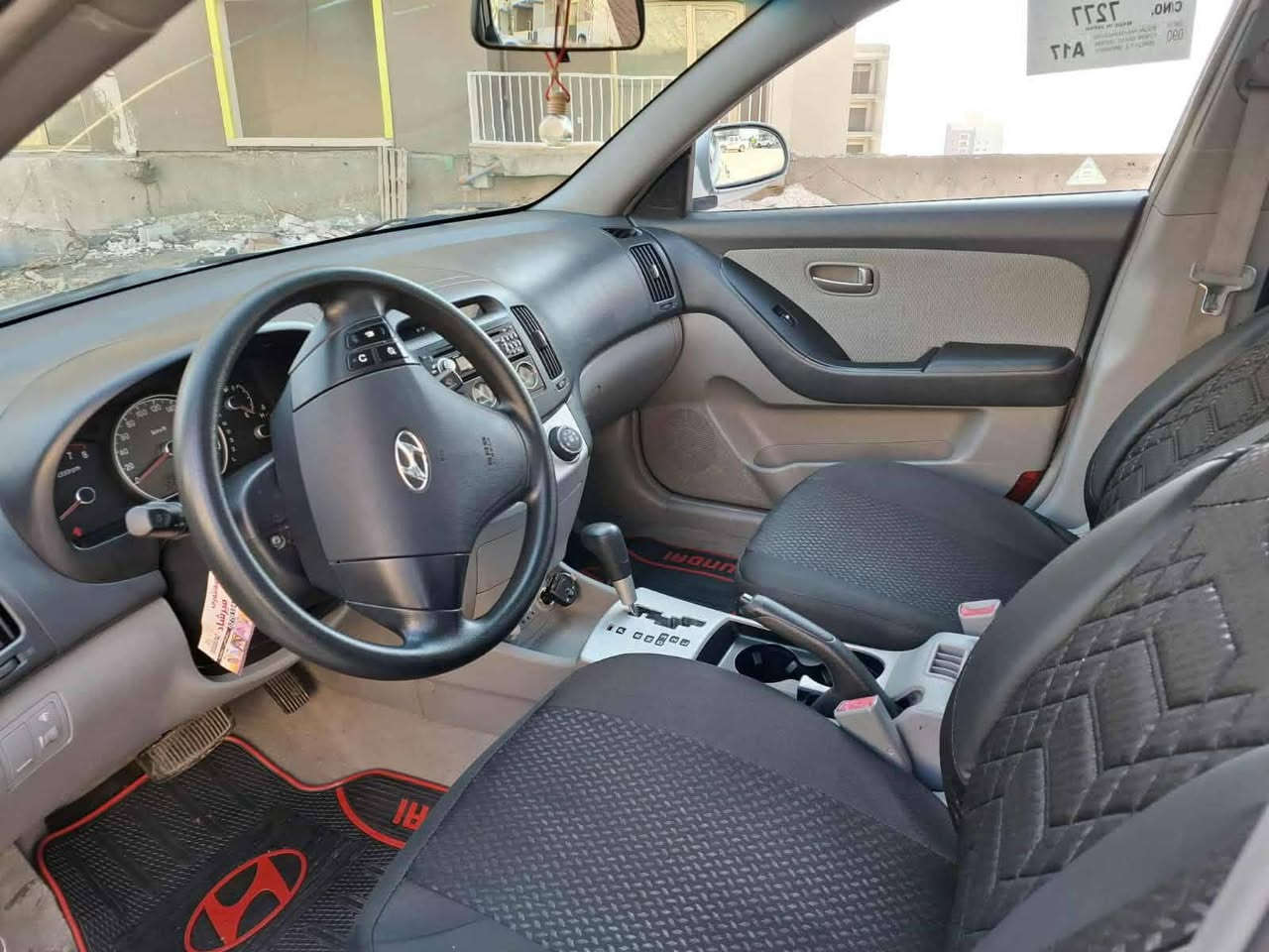 بە ناوی خوا
هۆندائاڤانتی بڕاوە ی دوبە ی  تۆماتیک عادی
مە کینە بچوک دە کشن بە رز  گێڕومە کینە بە شە رت 
کامل مە سروف کراوە  
کراوە به سپۆڕت 
سپێرو فلینە و جە گی بیلادی تیایە

هایدرۆلیک گۆڕاوە  چال و چۆڵی نیە 
سە قف شوشە ی  خایس و ڕزیوی نیە
برێک و ABSبە ستراوە 
چوارتایە ی لۆک پاتری لۆک  تە بریت ساردو گە رم  ئاوێنە شە فت 
ناوگاعی تێگیراوە بە رە کوشنی تازە بە ستراوە  عە تەر سپۆڕت 
سە یارە ی مە عرە ز نیە
تکایە نامە مە نێرە تە لە فون بۆخاوە نی بکە 
47ومعامە لە یە کە م 
***********
***********
ناونیشان بازیان
