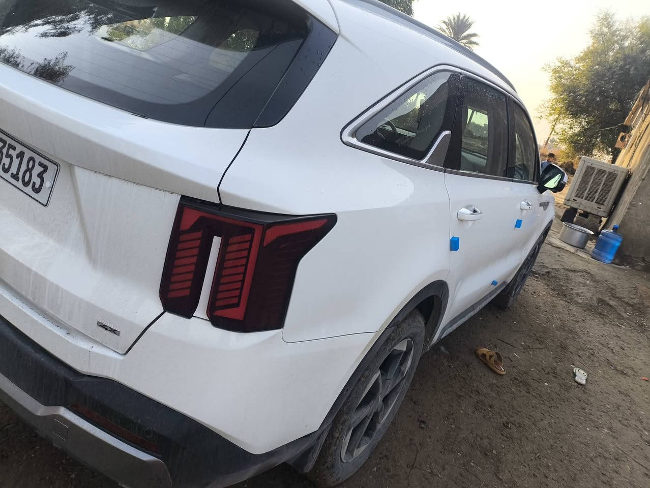 السلام عليكم ورحمة الله وبركاته سورنتو موديل 24 فول واحد ع واحد اعلا فئة فور ويل  اربع كامارات ماشية 28 السعر 345  الرقم ***********
