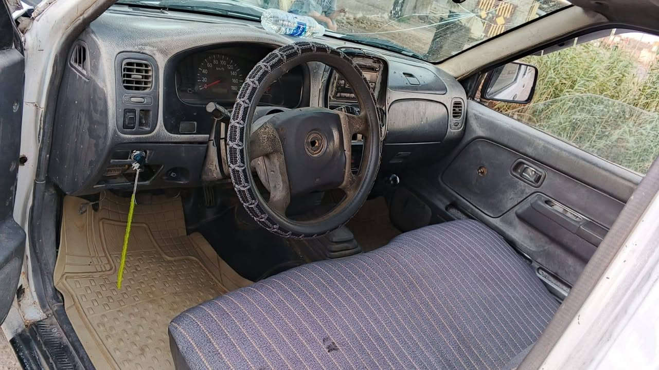 السلام عليكم
للبيع  مزاد وزاره الداخليه 
سياره مكفوله كفاله عامه 
كير مكينه شاصي ضربه 
السعر 50 وبيه مجال للشراي 
رقم الهاتف ***********
