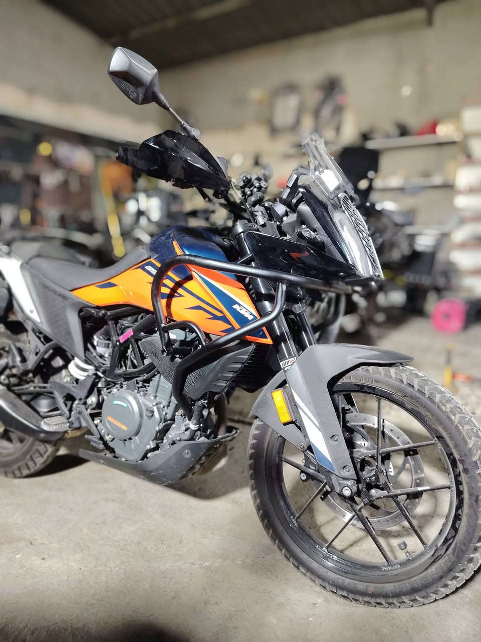 يالله  ktm ثنين وحده درع وسيبايه
وثانيه بس درع تابع المنشور فيديو وصور
ولهوندا كروم جميله أكملها وصورها الكم
اخوكم امين ياماها لتعديل وصيانه دراجات نارية
بغداد تاجي مصابيح ***********
