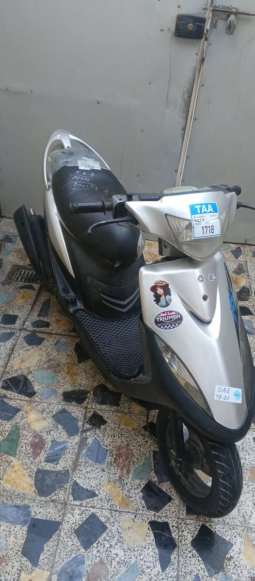 سلام عليكم ماكس عدله للبيع دراجه نكره سلف صالنصهFM كهربائيات كلها شغاله مكاني بغداد مدينه الصدر الاورفلي ب (575) رقم *********** واتساب موجود
