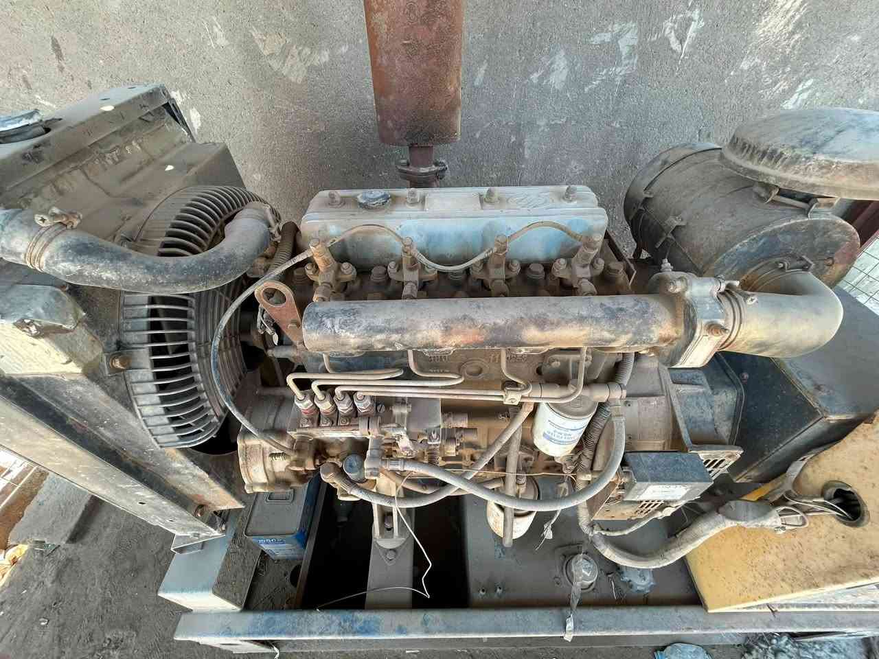 مولد بيركنز 25كيڤي بيهه تبخيرر 
المحرك بلادي ممفتوح السعر خاص


**إذا كنت صاحب هذا الإعلان وتريد حذفه لأي سبب، رجاءا أرسل رسالة إلى الدعم الفني**