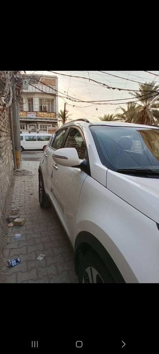 السلام عليكم سبورتج مديل ١٢ ا،ربيل بيه قطعتين بدون داخل السعر ١٢٨ وبيه مجال مكان الشعلة رقم الهاتف ***********
