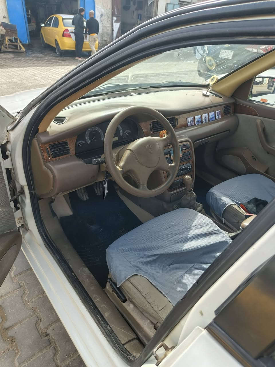 سلام عليكم 
 سمند للبيع سياره جاهزه كير جديد مكينه تجفيت جديد معمر بيها دوس و الجاملغات الاماميه صبغ حداديه ورا وكدام جديد رقم واسط تحويل مباشر 
العنوان كوت الخاجيه 
السعر 40 وبيها مجال لشراي 
الاستفسار اكثر اتصل ***********
رجاً المو شراي لا يكسر بحلال العالم والله يرزق الجميع 💙🙏🏻
