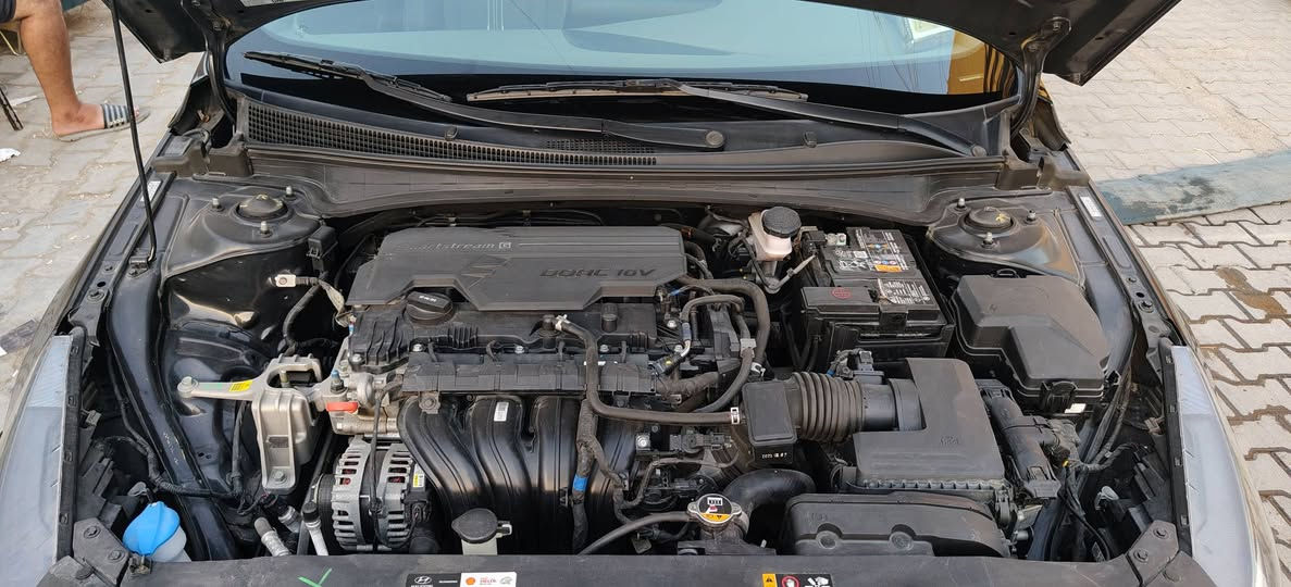 السلام عليكم  
هيونداي النترا موديل 2023
مواصفات :- ( محرك 2000
 دوش ، بصمة ابواب 
+ صندوك + تشغيل 
، تشغيل عن بعد ، 
شاشة ابل كار بلي ،
 كاميرا خلفية دواره 
، فول تحكم ستيرن 
، مانع تزحلق ، تحديد مسار
 ، قيادة ذاتية ،  + مانع تصادم ، 
نقاط عمياء جانبية ، ويل كب ،
 وباقي المواصفات المعروفة ) 
((حادث موضح بالصور شبر 
بارد بلجاملغ وشبر صبغ بلبنيد
 بدون دواخل ليبل واحد ماشية 34mi )) 
بدون ايرباك
االعنوان بغداد م/الصدر   
الاستفسار على رقم الهاتف ***********
